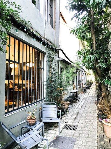 Charming house in the heart of Paris
