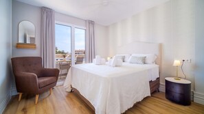 3 Schlafzimmer, Bügeleisen/Bügelbrett, Reisekinderbett, kostenloses WLAN