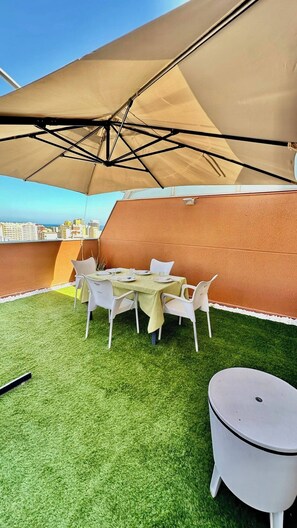 Apartment, 3 Bedrooms, Balcony, City View | Terrace/patio