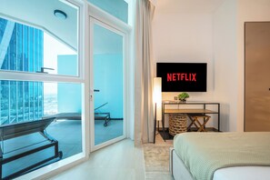 Studio, Balkon, Stadtblick