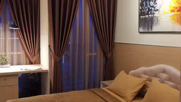 1 camera, una scrivania, ferro/asse da stiro, Wi-Fi gratuito