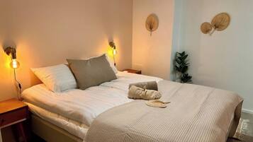 1 bedroom, iron/ironing board, travel crib, free WiFi