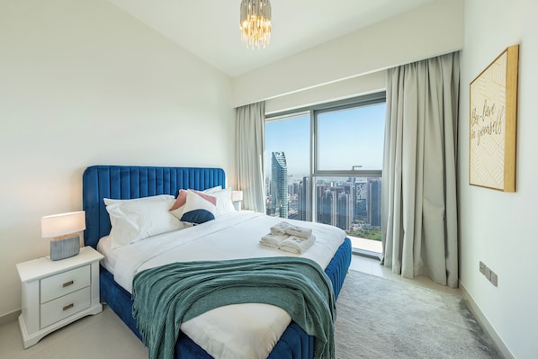 Luxury Apartment, Balcony | Iron/ironing board, free WiFi