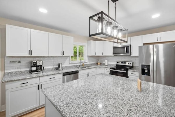 Micro-ondas, fogão, cooktop, lava-louças