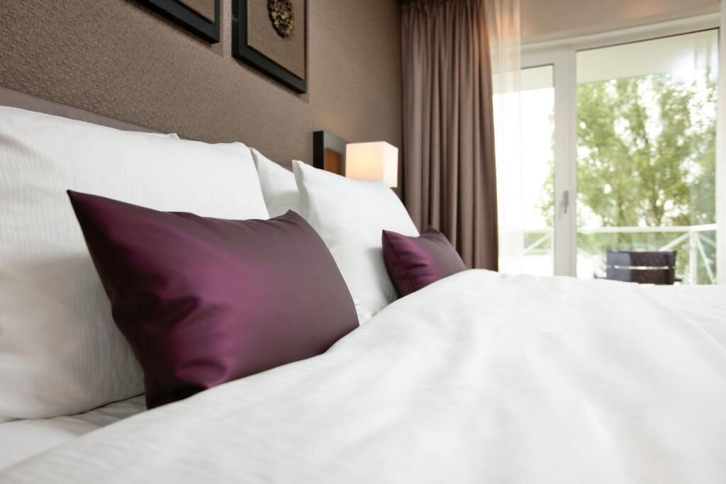 Zimmersafe, Verdunkelungsvorhänge, schallisolierte Zimmer