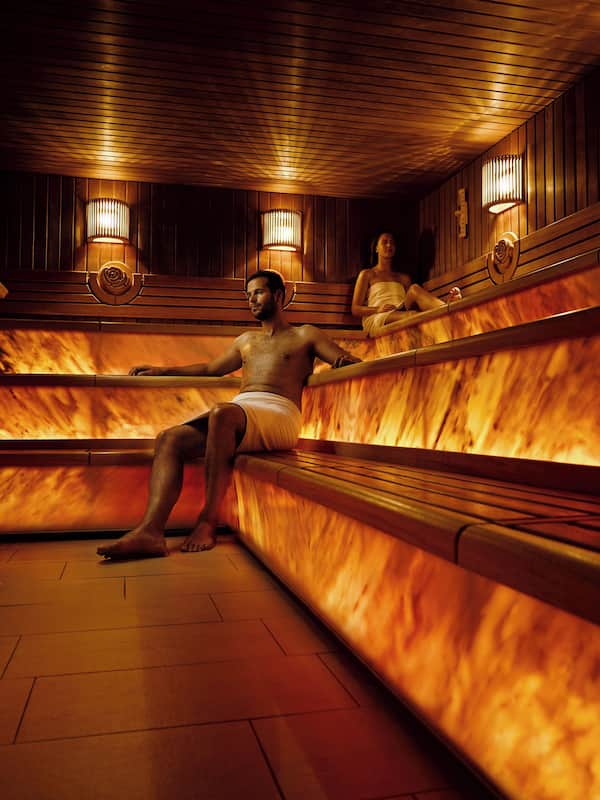 Sauna, Whirlpool, Dampfbad, Thermalbad/Mineralquelle, Körperbehandlungen