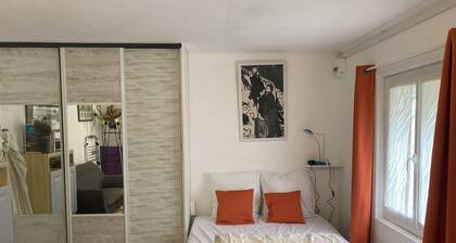 Studio 2 people - downtown Saint Gilles Croix de Vie