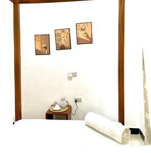 3 quartos, ferros/tábuas de passar roupa, Wi-Fi, roupa de cama