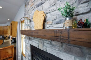 Interior - Private Home in Egg Harbor-Fire Pit and Fire Place (Egg Harbor)