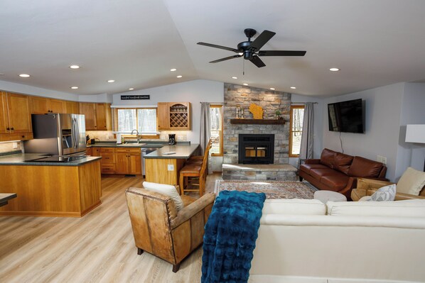 Smart TV, fireplace, books