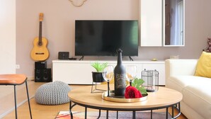 スマートテレビ、暖炉