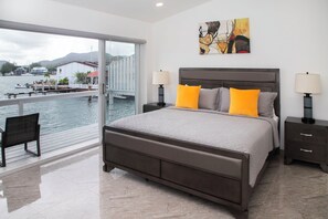 Luxury Townhome, Villa 232B