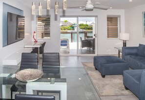 Superior Townhome, Villa 246C | Coin séjour