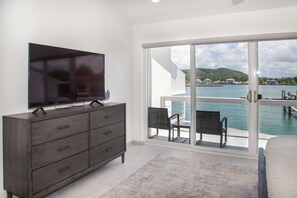 Luxury Townhome, Villa 232F