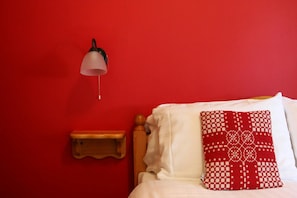 2 chambres, Wi-Fi gratuit, draps fournis