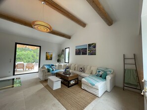 Living area - Villa in Ménerbes in the Luberon golden triangle (Ménerbes)