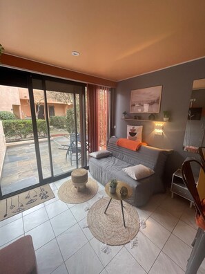 Living area - Rent beautiful studio in Leucate Aphrodite village / Naturist (Leucate)