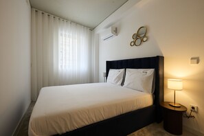 1 slaapkamer, een strijkplank/strijkijzer, gratis wifi, beddengoed