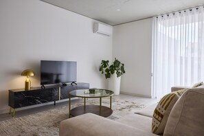 TV - FLH Porto Central Apartment III (Oporto)