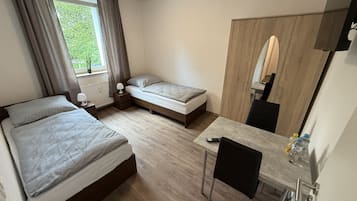 2 bedrooms, WiFi, bed sheets