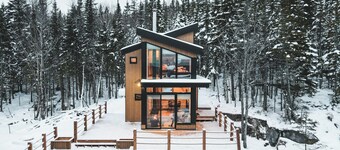 Panörama: Mini house in nature