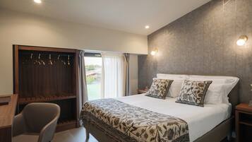 Standard Room, 1 Double Bed | In-room safe, free WiFi