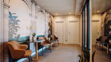 Free daily full breakfast