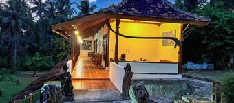 Arys Lagoon Resort Karimunjawa