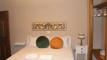 2 chambres, fer et planche à repasser, accès Internet, draps fournis