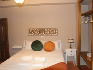 2 Schlafzimmer, Bügeleisen/Bügelbrett, Internetzugang, Bettwäsche