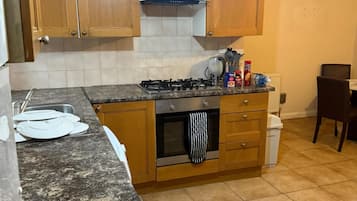 Apartment | Private kitchen | Fridge, microwave, oven, stovetop