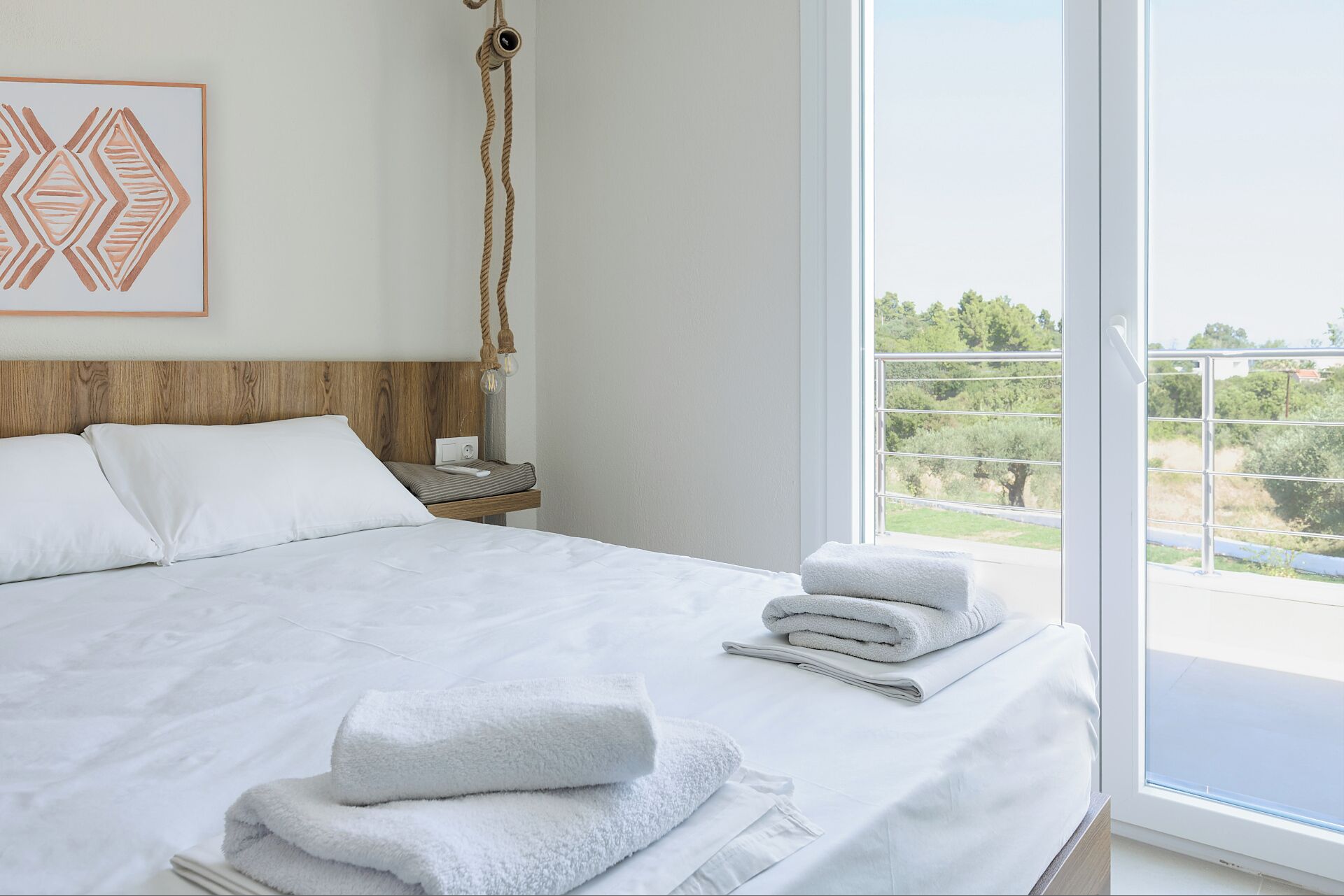 4 bedrooms, free WiFi, bed sheets, wheelchair access