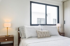 2 bedrooms, iron/ironing board, Internet, bed sheets