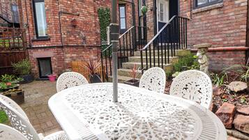 Tempat makan outdoor