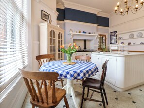 Dining - Ismay Lounge Apartment- Titanic Interest (Liverpool)