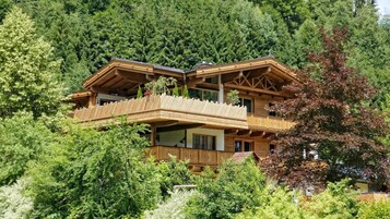 Fachada del alojamiento