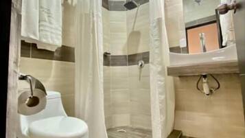 Classic-rum | Badrum | Handdukar, tvÄl, schampo och toalettpapper