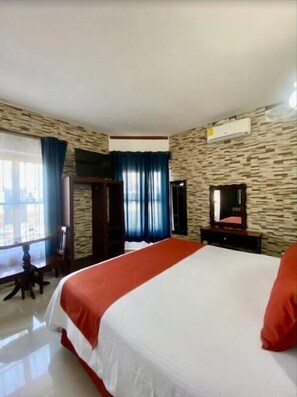 Classic Room - HOTEL PINEDA REAL  (Tonalá)