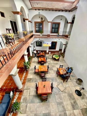Dining. HOTEL PINEDA REAL
