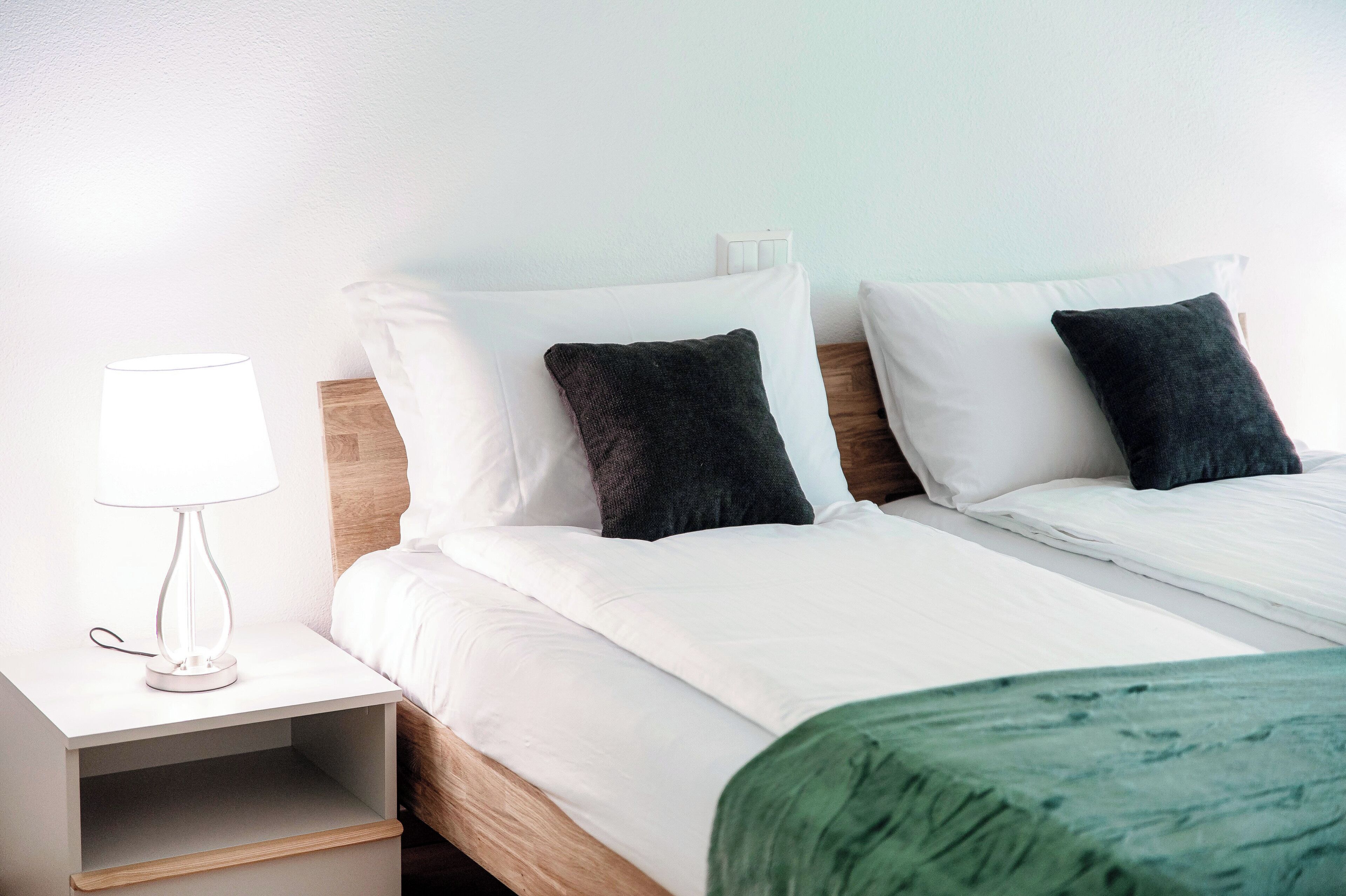 Apartemen Deluks, patio, pemandangan sungai | 3 kamar tidur, selimut bulu angsa, Wi-Fi gratis, dan seprai linen