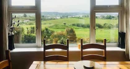 3-bedroom house in Killybegs with WiFi perfect for kids and family