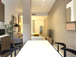 Superior Studio | Living area