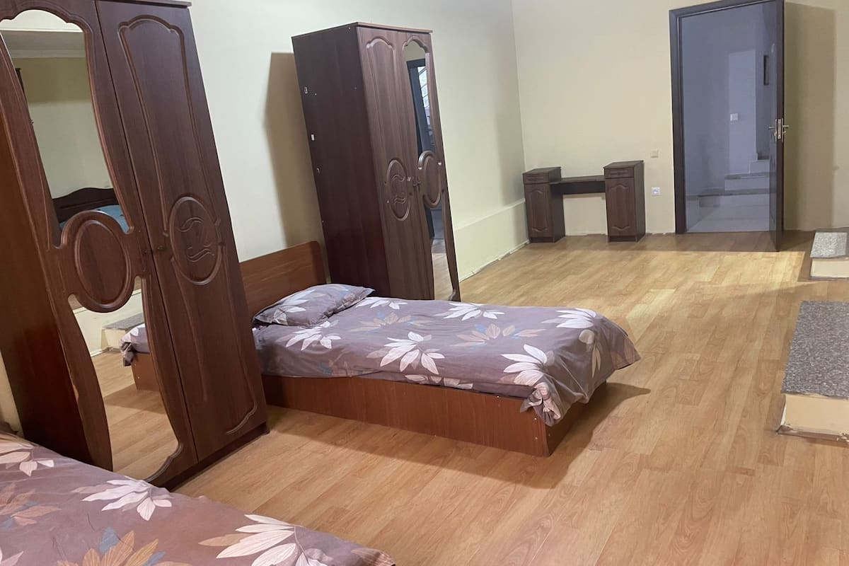 Deluxe Triple Room | 1 bedroom, minibar, desk, laptop workspace