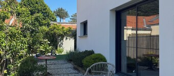 House by the sea beaches on foot ideal family