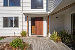 Exterior detail - Lakefront at 5 Mile (Taupo)