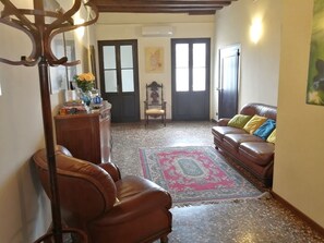 Apartment, Balcony | Living area - BIENNALE 252 (Venice)