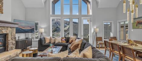 TV connectée, cheminée