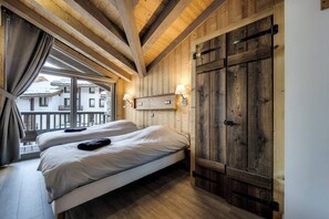 4 bedrooms, WiFi - Joli Chalet, Vieux Village (Val-d'Isère)