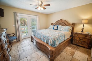 3 chambres, fer et planche à repasser, lit parapluie, Wi-Fi