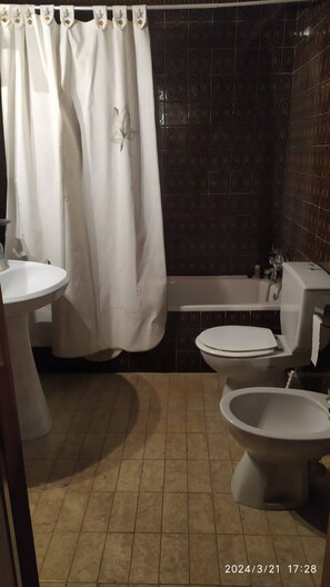 樓中樓客房, 4 間臥室, 露台 | 浴室